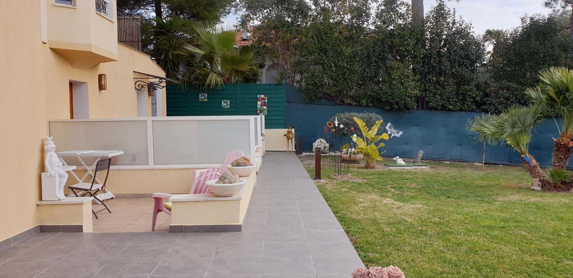 Studio Meuble-Juan Pins-Logt2 Antibes Exteriör bild